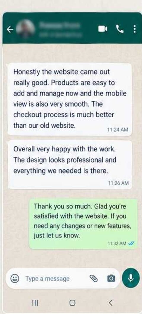 WhatsApp review from a E-commerce Website Client